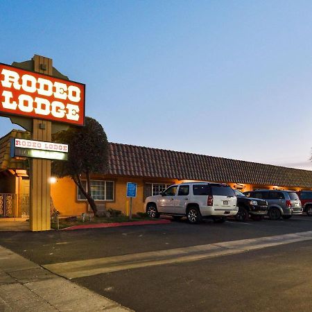 Rodeo Lodge Кловис Экстерьер фото