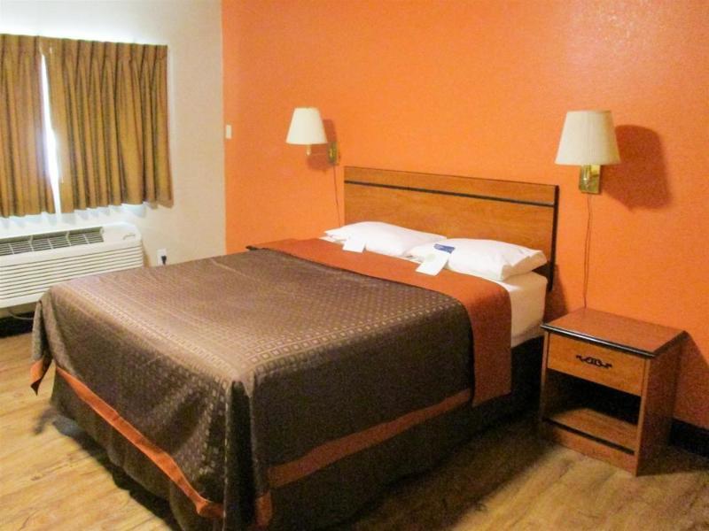 Rodeo Lodge Кловис Экстерьер фото